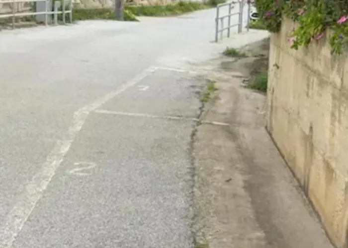 Alexandr Azzurra פיצו